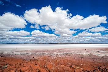 4 day Lake Eyre & Flinders Ranges Tour - Standard Motel Unit with Ensuite (Double/Twin Share)